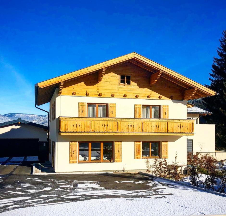Herzerl-Chalet Appartements Flachau Bagian luar foto